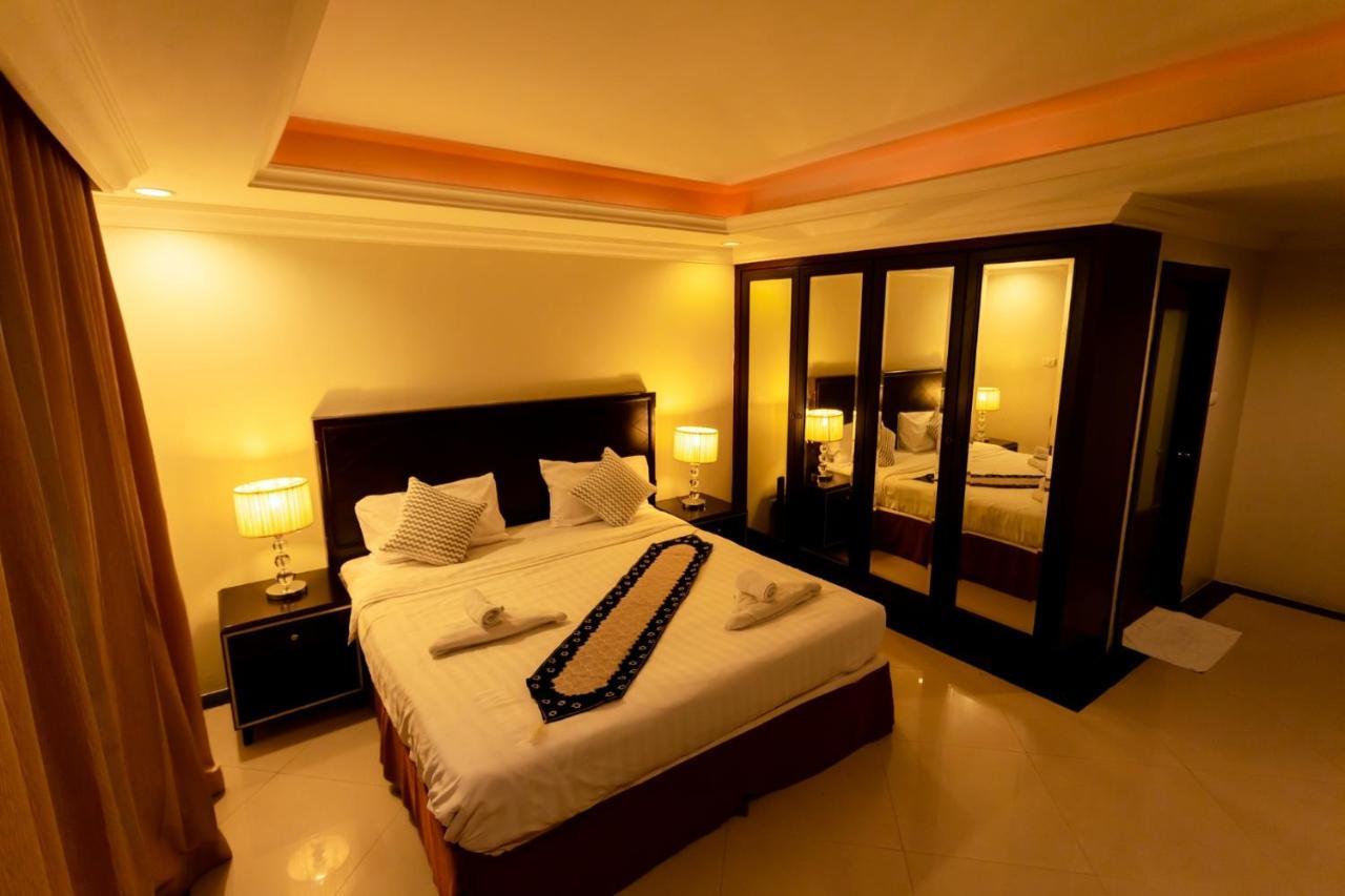 Ivory Palace Hotel Pattaya Eksteriør billede